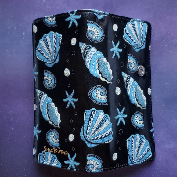 NWT Summer Seashells Wallet - Black Vegan Leather - Picture 5 of 7